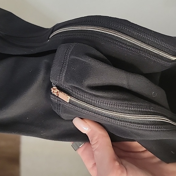 Athleta Tall Chaturanga Zipper Leggings - Picture 5 of 9